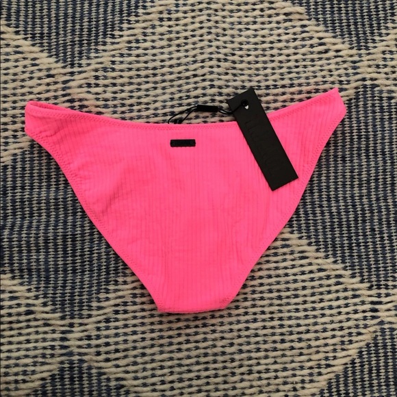 ❌SOLD❌Triangl Pipa Bottoms NWT - Picture 6 of 7